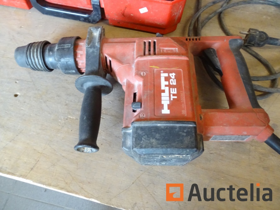 Marteau piqueur Hilti TE 24 et mèches Hilti diverses Autres matériel