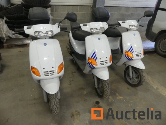 3 Scooters (for parts) Piaggio Zip - Scooter - auctelia.com