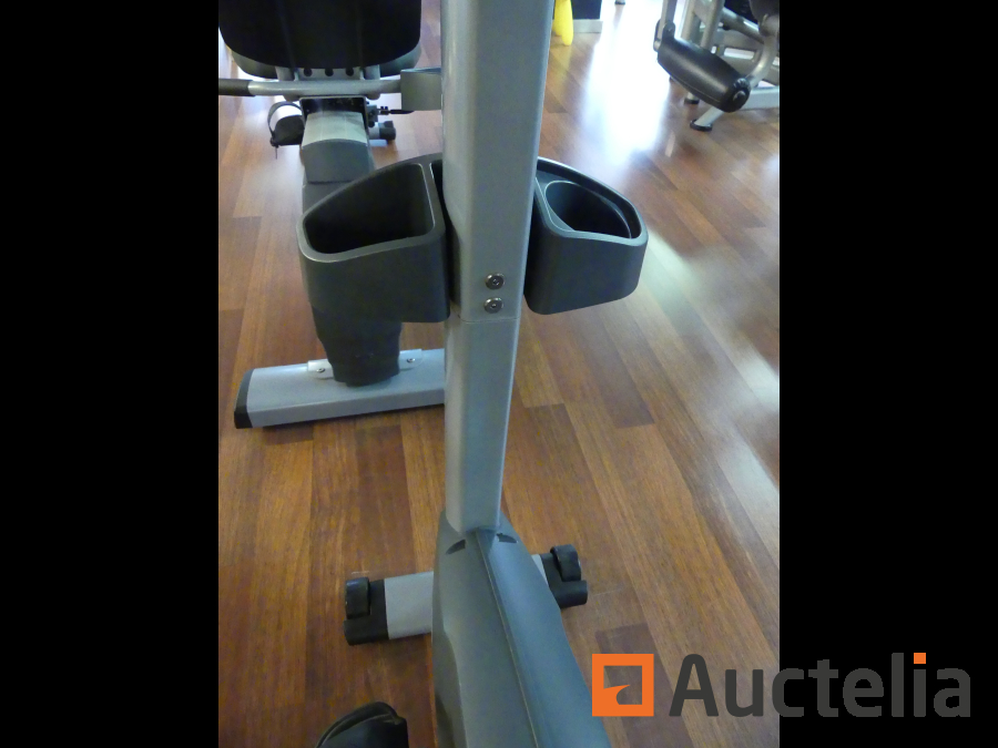 Johnson c8000 best sale exercise bike