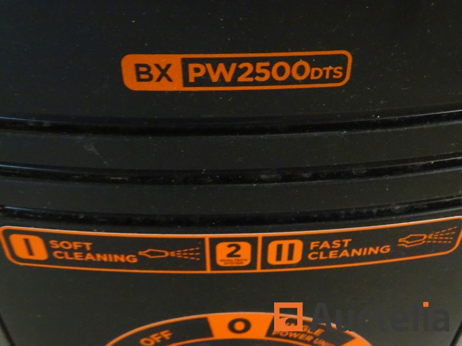 2500DTS Pressure Washer by Black & Decker by Black and Decker