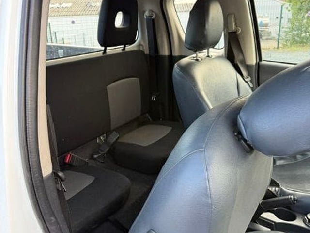 ميتسوبيشي L200-49296547