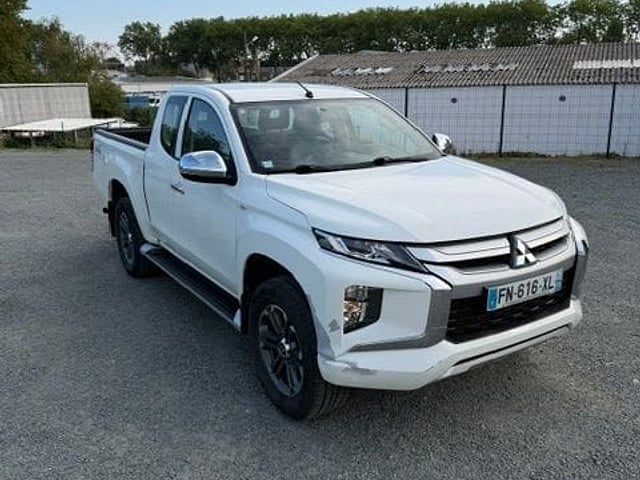 ميتسوبيشي L200-49296534