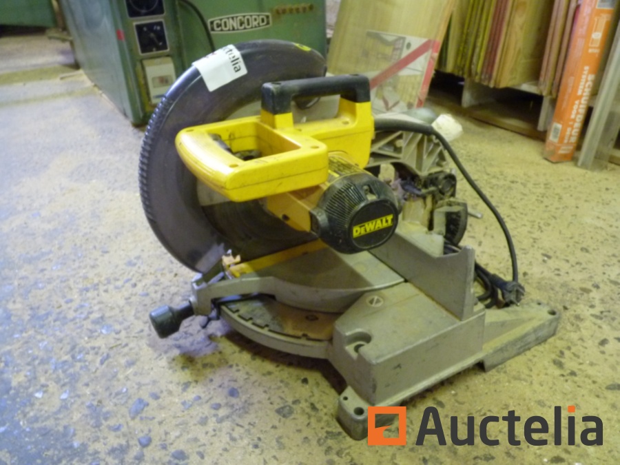 Dewalt DW 705 Miter saw Woodworking auctelia