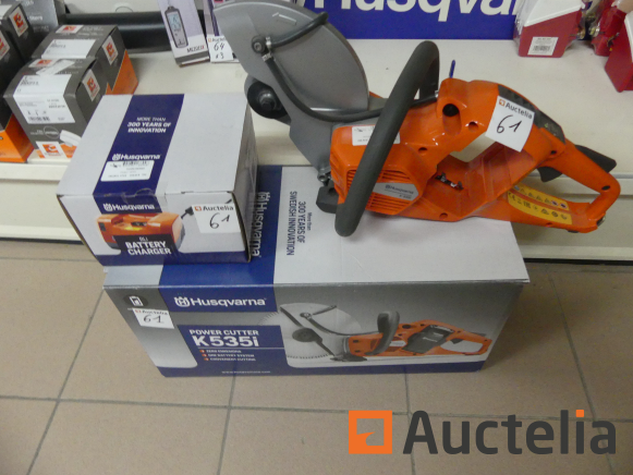 Husqvarna K535i on battery floor saw