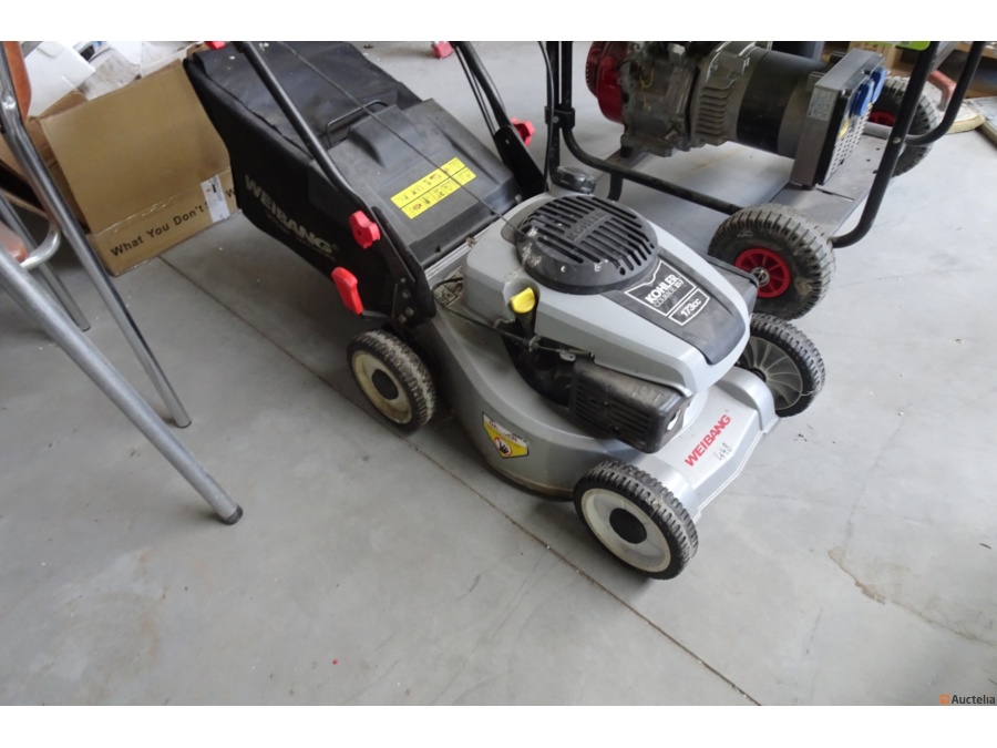 Lawnmower on gasoline WEIBANG engine Kohler courage xt-7 173cc