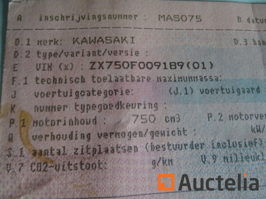 Motorcycle Kawasaki ZX750F used at auction - Auctelia