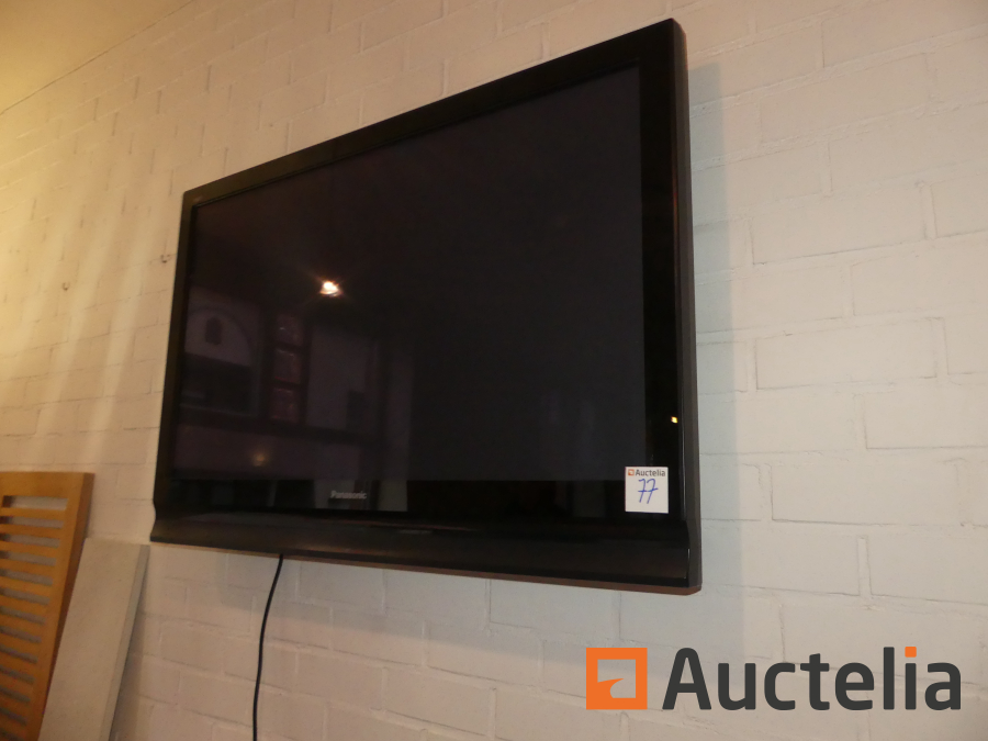 Panasonic Viera 107' wall-mounted TV