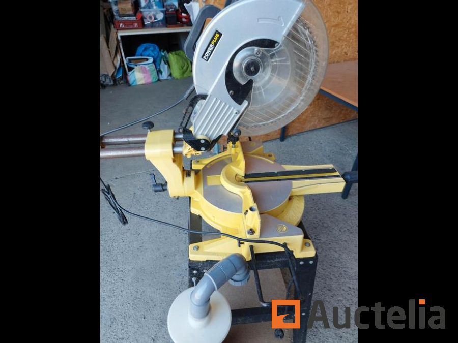 Powerplus store mitre saw