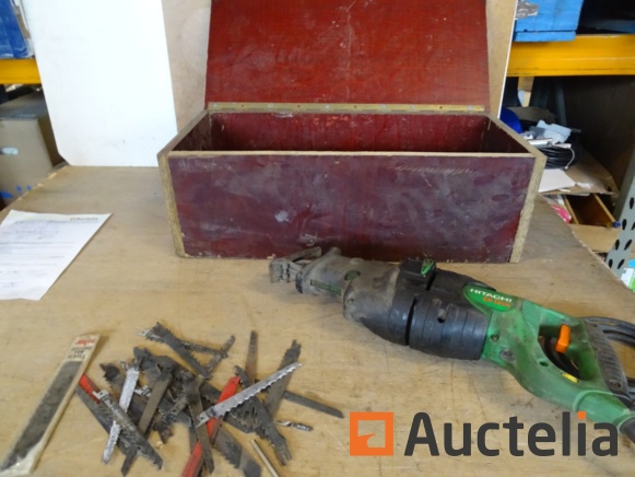 Reciprocating saw Hitachi CR 13 VA with accessories and wooden