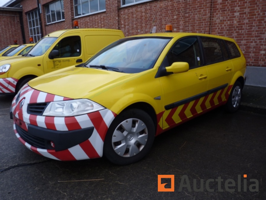 Ref. 423) Car Renault Megane (2006 -51337 km) used at auction