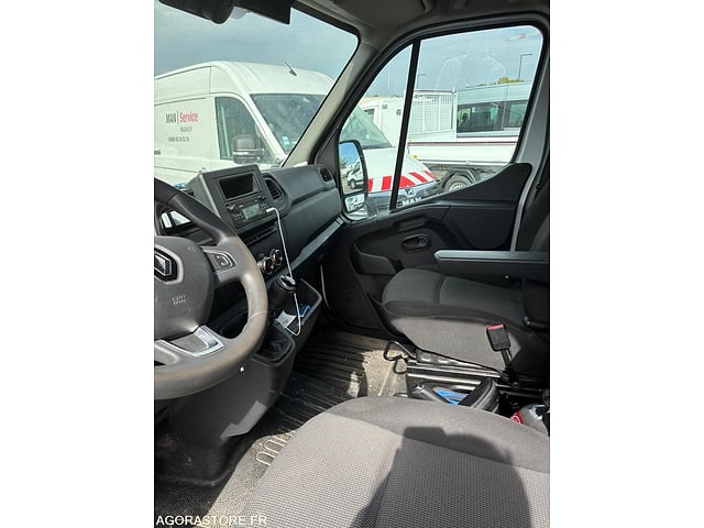 2021 Renault Master RT-49344798