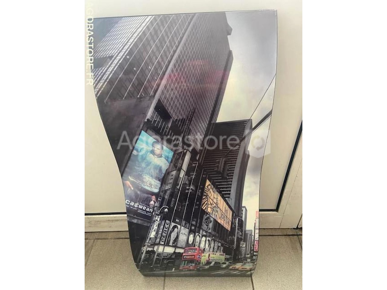 Rigid panel photo London and double-decker bus used at auction - Agorastore