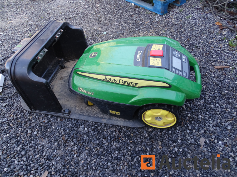 John deere robotic lawn mower hot sale