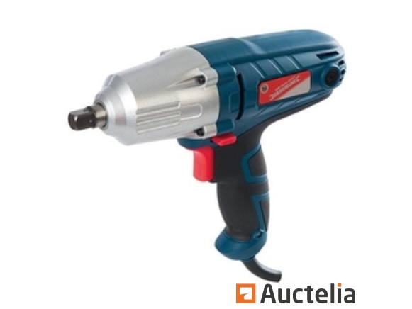 Silverstorm impact wrench 400 W hardened steel bushings