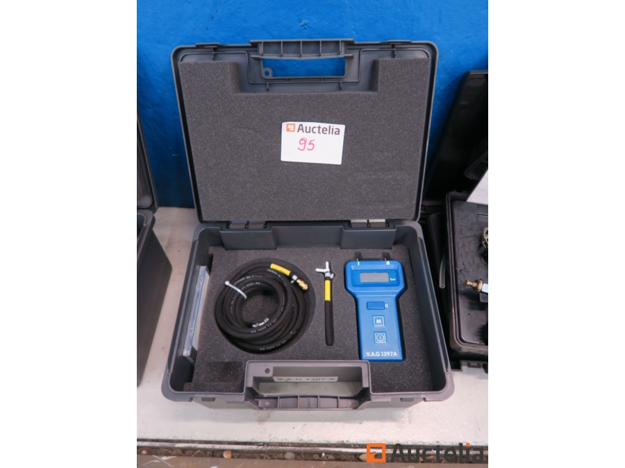 V.A.G VAS 1397 A measuring device - Garage - Workshop for preparation ...