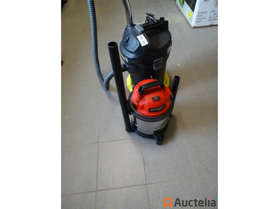 Karcher AD 4 PREMIUM Ash and Dry Vacuum Cleaner 17L