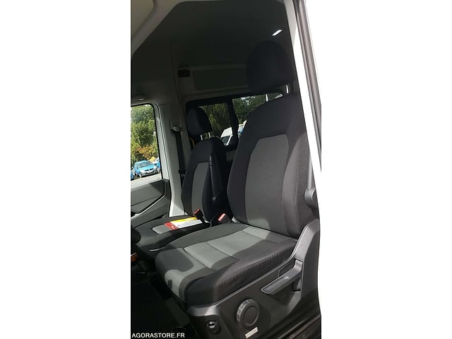 2021 Volkswagen CRAFTER-49314514