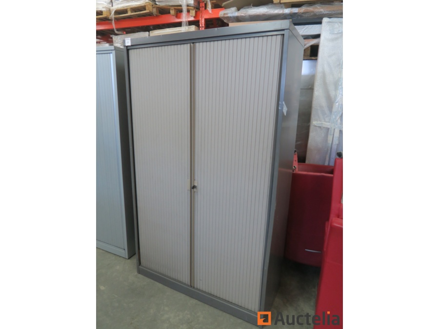 1 Armoire à volets Mobilier de bureau