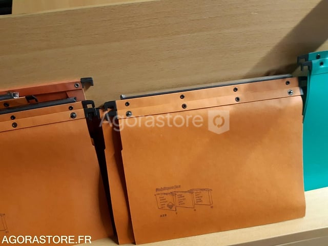 1 GROS LOT DE1000 DOSSIERS SUSPENDUS MULTICOLORES ETAT NEUF