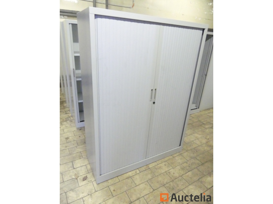 10 Armoires à volets Mobilier de bureau Armoires de bureaux