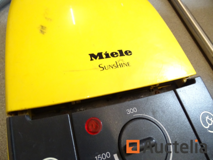 Aspirateur discount miele jaune