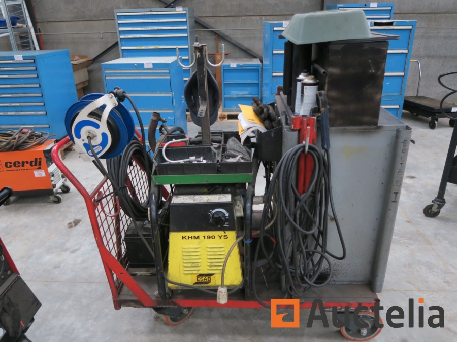 Chariot avec groupe électrogène diesel Yanmar et poste à souder Esab K