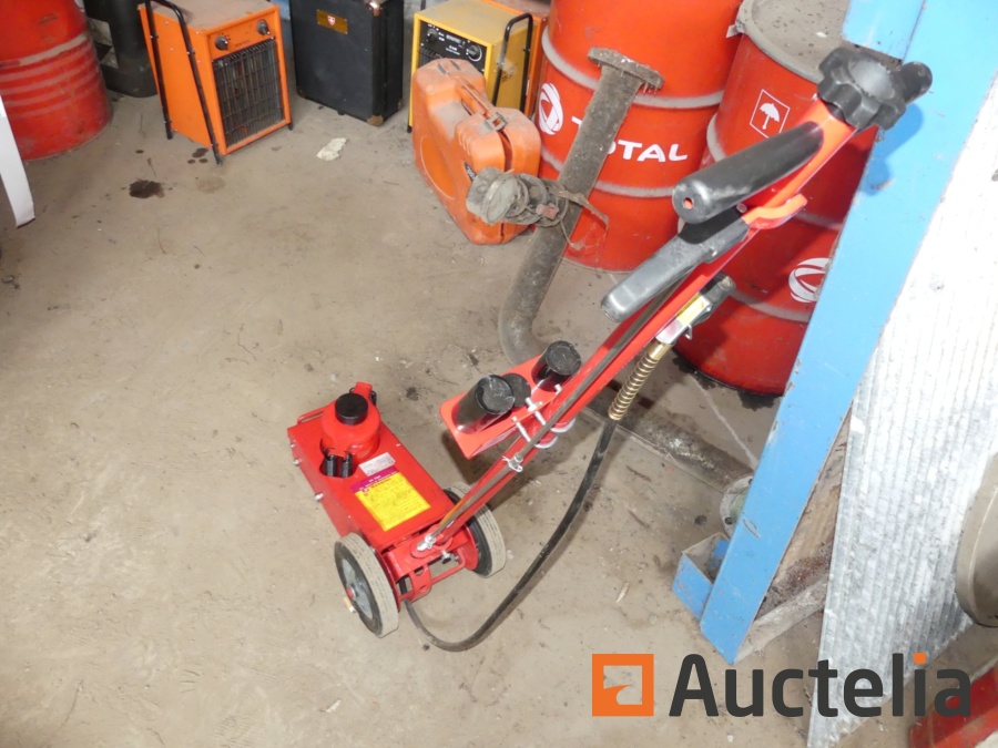 Cric Pneumatique WilTec 22 Tonnes - Pour Camions Et Véhicules Lourds - Levage Jusqu'à 535mm - Aide à La Manœuvre