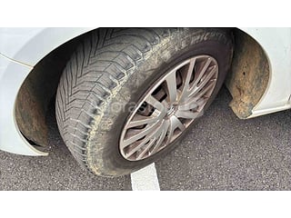 Voiture - Peugeot - 308 - 2015 - 180794km (photo 6)