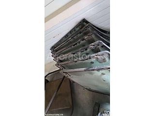Lot de 13 portes de tracteur - Renault Ergos (photo 3)