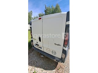 Voiture - Renault - TRAFIC (photo 4)