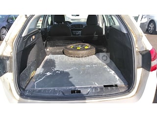 Voiture - Peugeot - 308 - 2016 - 108541km (photo 6)