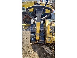 Plaque vibrante - Bomag 50/55 (photo 5)