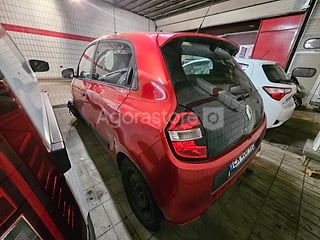 Voiture - Renault twingo (photo 4)