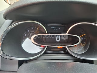 Voiture - Renault - CLIO (photo 5)