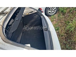 Voiture - Renault - CLIO - 2021 - 120768km (photo 5)