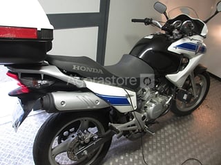 Moto - Scooter - Honda - XL125V (photo 2)