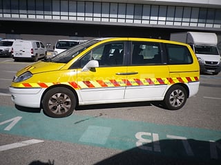 Voiture - Citroën - C8 (photo 2)