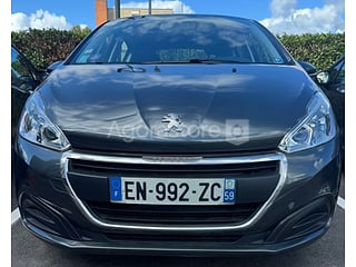 Voiture - Peugeot - 208