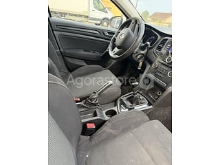 Voiture - Renault - MEGANE 4 Ct ok (photo 6)