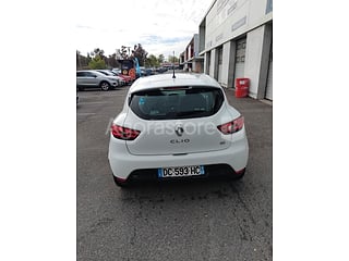 Voiture - Renault - CLIO (photo 3)
