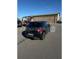 Voiture - Citroën - DS3 (photo 2)