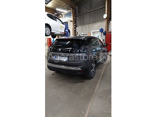 Voiture - Peugeot - 3008 (photo 3)