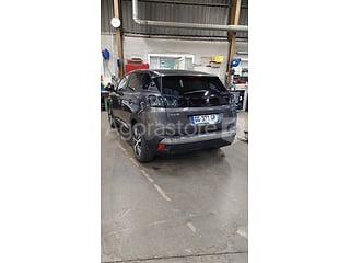 Voiture - Peugeot - 3008 (photo 2)