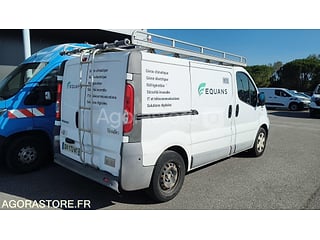 RENAULT TRAFIC - 2013 (photo 4)
