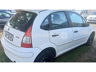 Voitures et 2 roues - Citroën - C3 (photo 2)