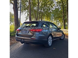 Voiture - Mercedes - CLASSE C (photo 3)