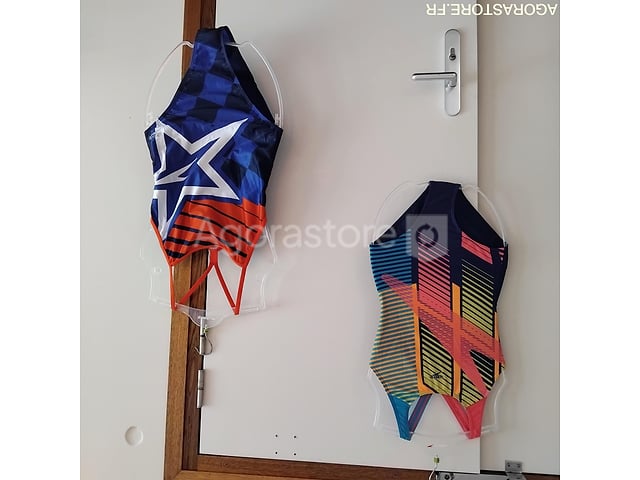 lot de 85 maillots de bain Speedo
