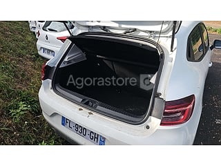Voiture - Renault - CLIO - 2019 - 112657km (photo 6)