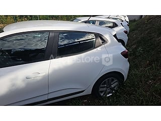 Voiture - Renault - CLIO - 2019 - 126474km (photo 4)