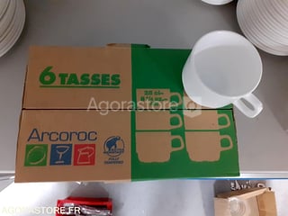 LOT VAISSELLE DIVERS ASSIETTES, TASSES, ETC (photo 4)